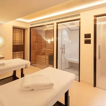 Holiday home Puente Romano 5 Bedrooms